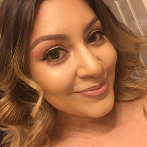 Meet your Posher, Arlene